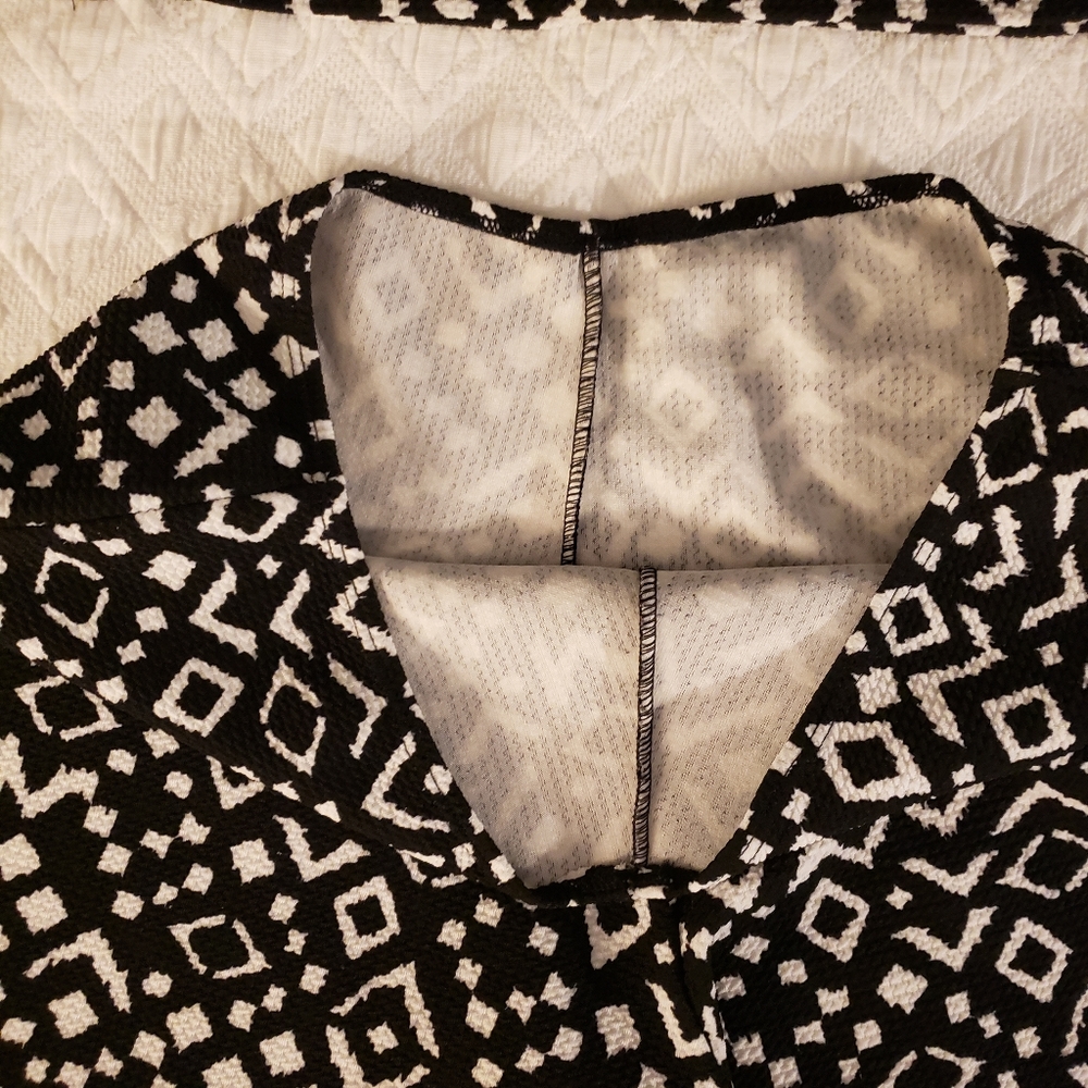 Matching two piece set - Picture 2 of 5